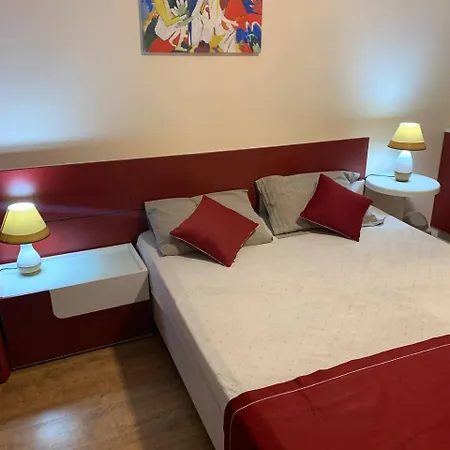 On The سفيتي فلاس